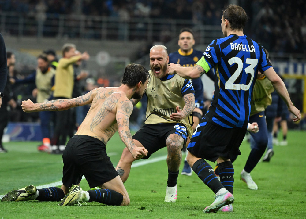 会座无虚席 会座无虚席